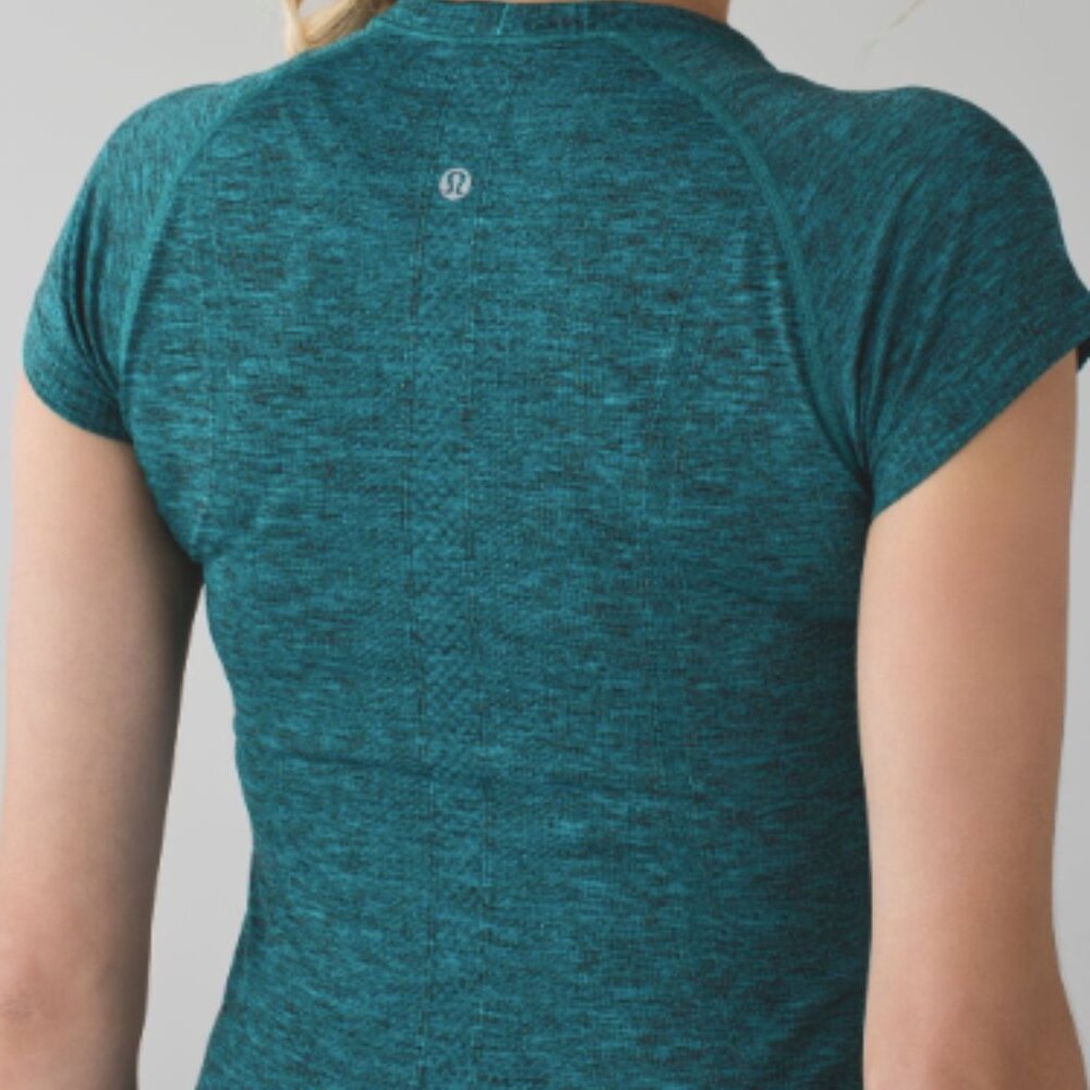 (6079) Lululemon Run: Swiftly Tech Short Sleeve C… - image 3